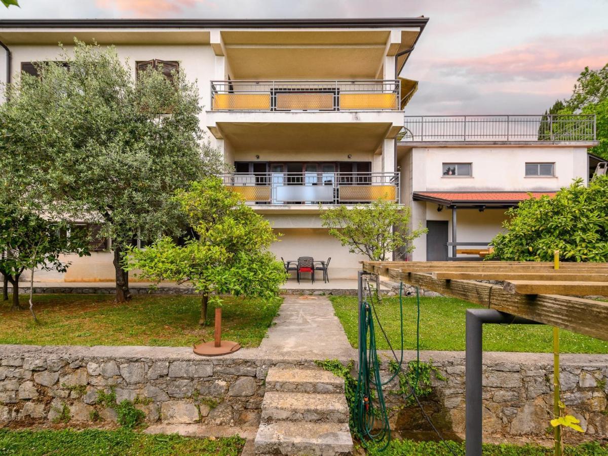 Apartments Vilma ロヴラン エクステリア 写真